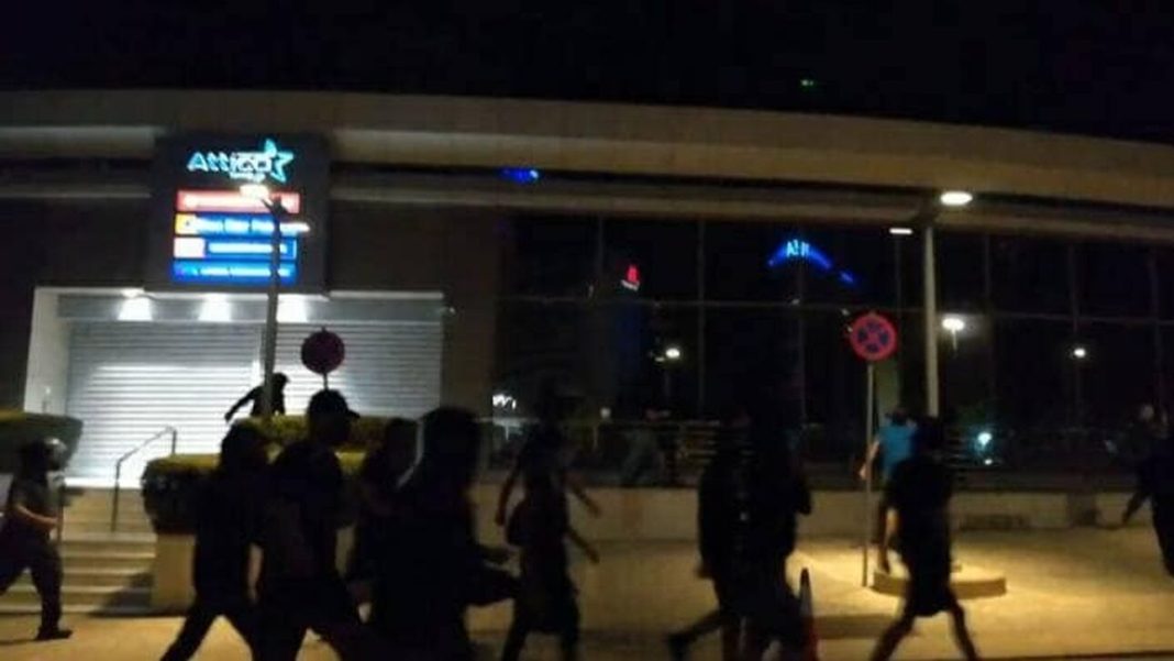 Καταδρομική επίθεση τη νύχτα στα γραφεία της Attica Group