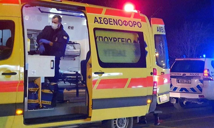 Αστυνομικός προσπάθησε να απομακρύνει πεζό από αυτοκινητόδρομο και σκοτώθηκαν και οι δύο