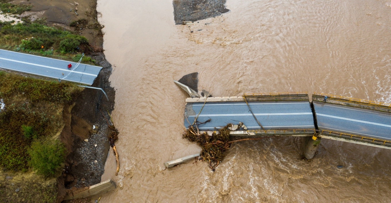 Σταϊκούρας: 600 εκατ. ευρώ για άμεσα έργα προσβασιμότητας στην Θεσσαλία
