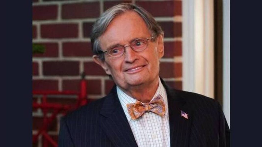 David McCallum: Πέθανε ο πρωταγωνιστής του NCIS