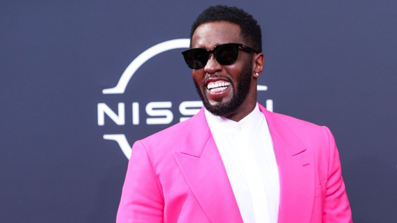 Δίκη Diddy: Στο εδώλιο ο ράπερ για σωματεμπορία, απάτη και ξυλoδαρμό – Το βίντεο κακοποίησης