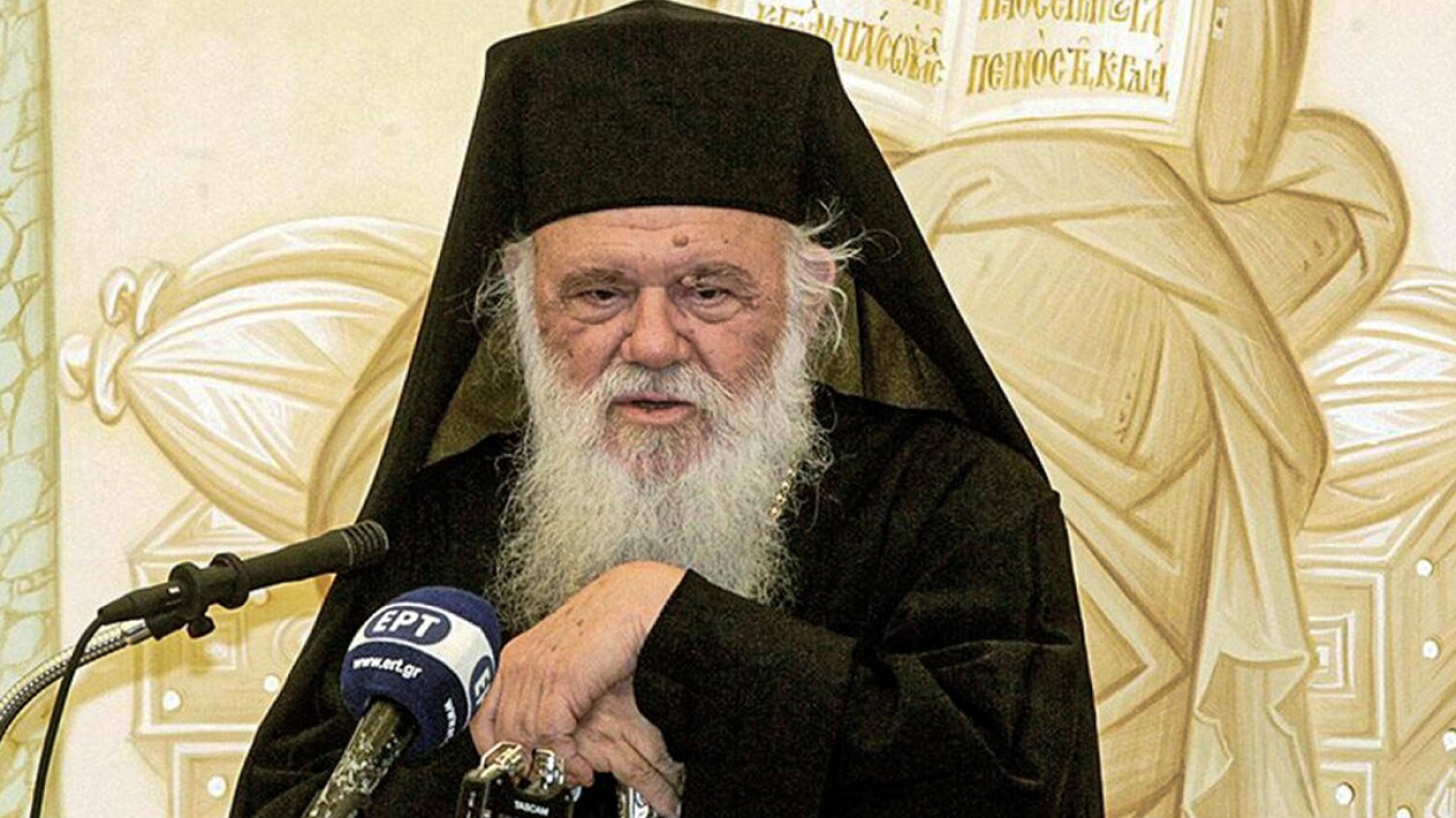 Μήνυμα Ιερώνυμου προς τους εκπαιδευτικούς για τη νέα σχολική χρονιά: «Σας είμαστε ευγνώμονες»