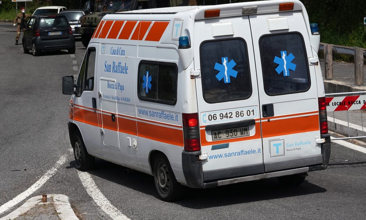 Ιταλία: Ακροβατικό αεροσκάφος κατέρρευσε και σκότωσε κοριτσάκι πέντε ετών