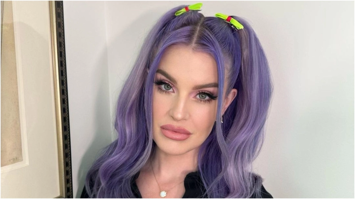 Κέλι Όσμπορν: Αρνήθηκε ότι έχει κάνει πλαστικές επεμβάσεις – «Είναι απλά το σχήμα του προσώπου μου»