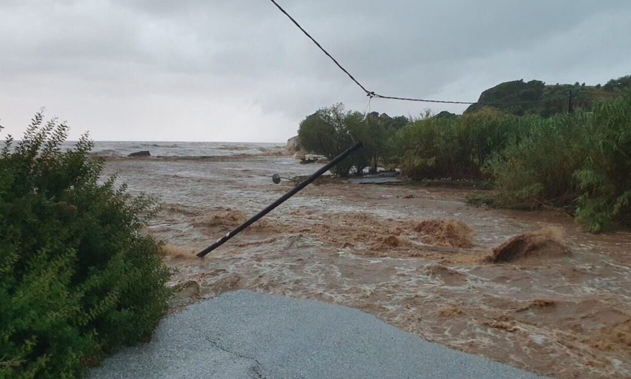 Κακοκαιρία Daniel - Πήλιο: Νιόπαντρο ζευγάρι παρασύρθηκε στη θάλασσα μαζί με το σπίτι που έμενε