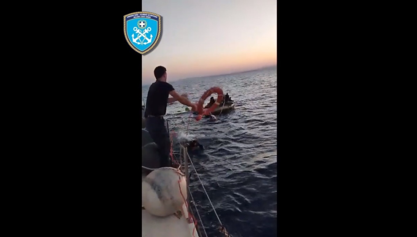 Το Λιμενικό διέσωσε 17 μετανάστες – Δύο εξ αυτών συνελήφθησαν ως διακινητές