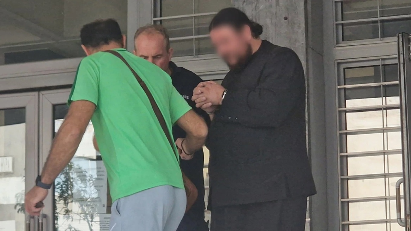 Αναβλήθηκε για τρίτη φορά η δίκη του 35χρονου που ξυλοκόπησε άλλο μοναχό μετά από καβγά