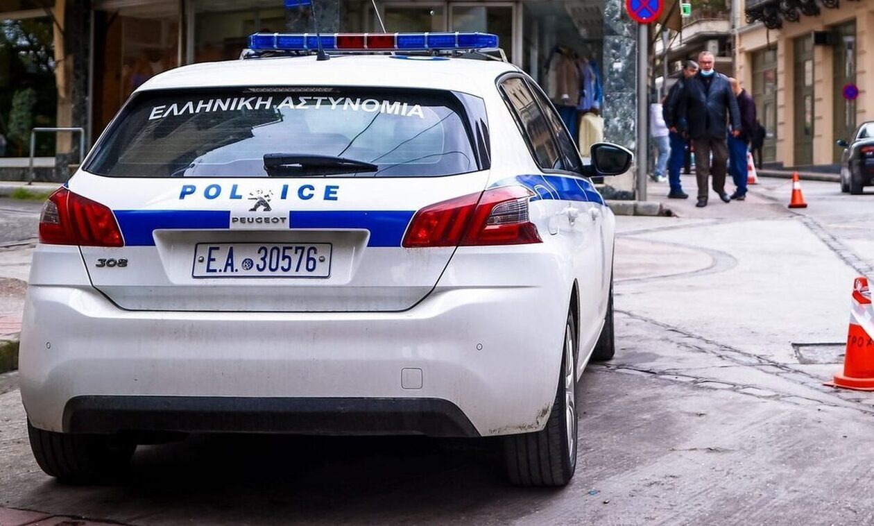 Η τρελή καταδίωξη του ταξιτζή από αστυνομικούς, οι διπλές χειροπέδες και ο Ιάπωνας τουρίστας