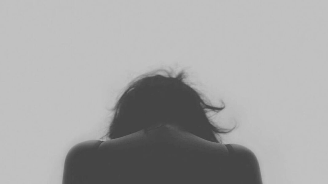 Περισσότεροι από 500 άνθρωποι αυτοκτονούν κάθε χρόνο στην Ελλάδα