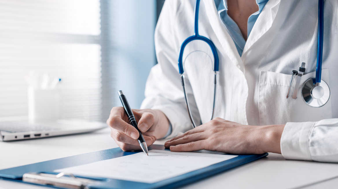 Το 62% των υγειονομικών παγκοσμίως έχει δεχθεί κάποια μορφή βίας στην εργασία του