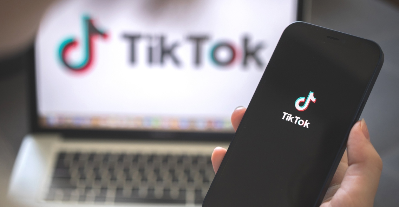 TikTok: Πρόστιμο 345 εκατ. ευρώ από την ΕΕ για παραβίαση των κανόνων για τα προσωπικά δεδομένα ανηλίκων