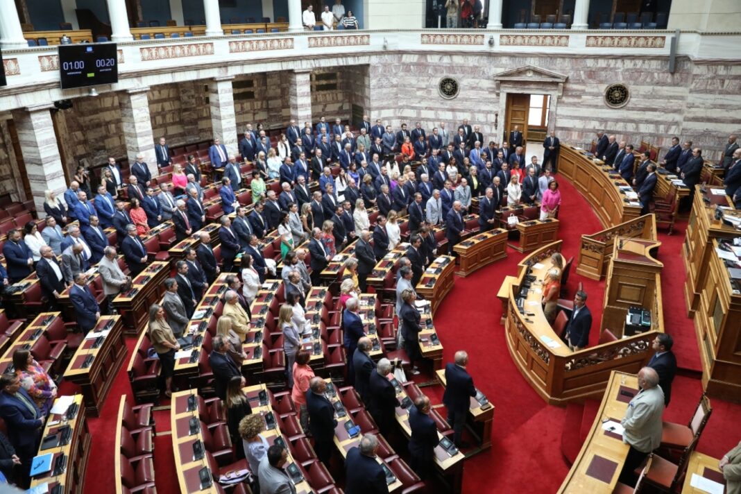 Με τις ψήφους της ΝΔ εγκρίθηκε επί της αρχής το νομοσχέδιο για την διακυβέρνηση των ΟΤΑ