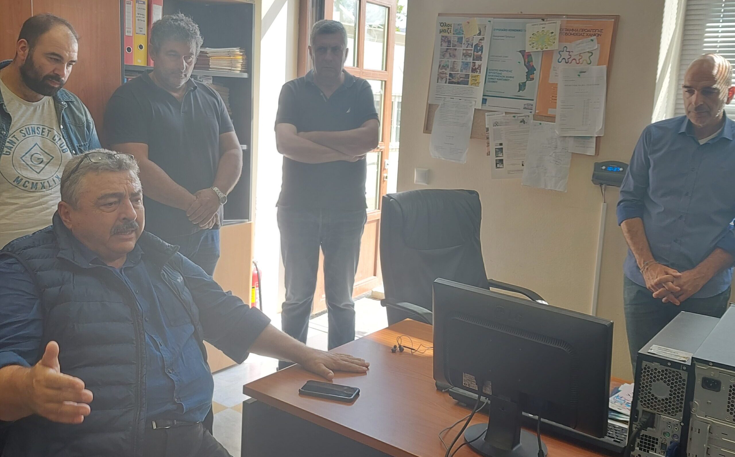 Επίσκεψη των υποψηφίων Περιφερειακών Συμβούλων των Χανίων του συνδυασμού "Για την Κρήτη μας, συνεχίζουμε" στο Δήμο Καντάνου Σελίνου