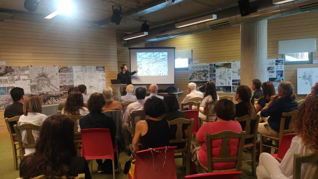 Συνεχίζεται η έκθεση με τις προτάσεις του Πανελλήνιου Αρχιτεκτονικού Διαγωνισμού για την Πλατεία Ελευθερίας
