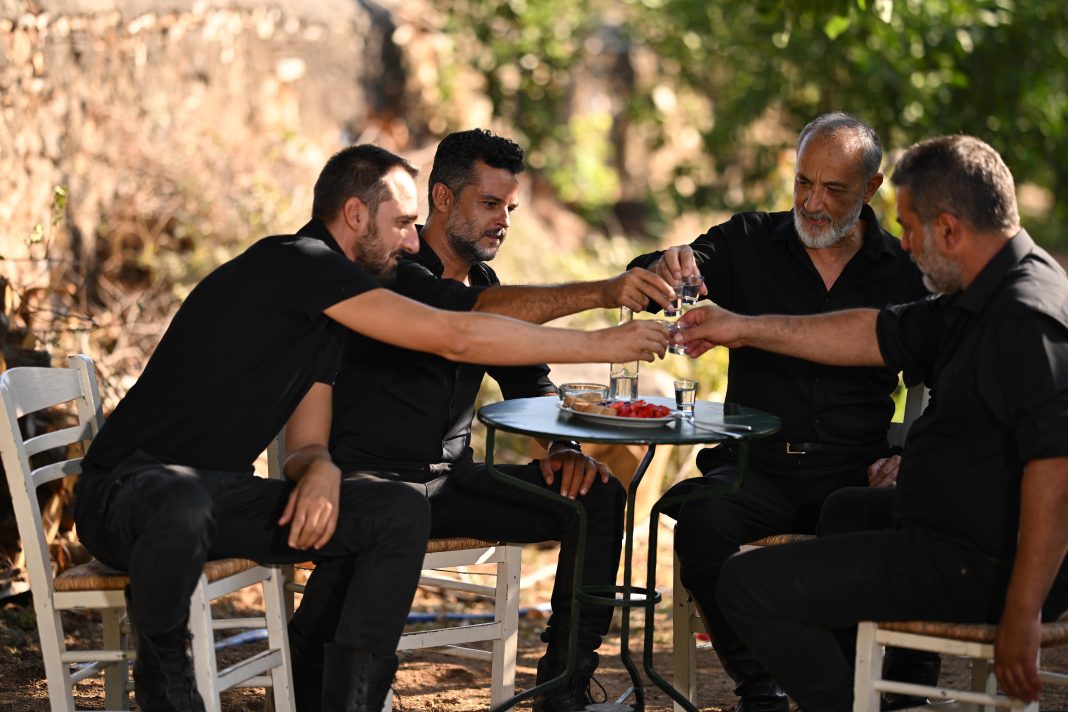 Ο Σασμός που ετοιμάζει ο Παύλος πέφτει στον γκρεμό