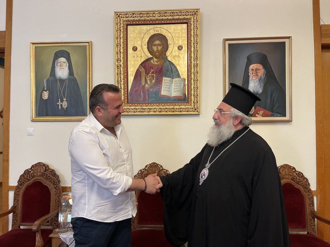 Τον Αρχιεπίσκοπο Κρήτης συνάντησε ο Δ. Πιτσικάκης