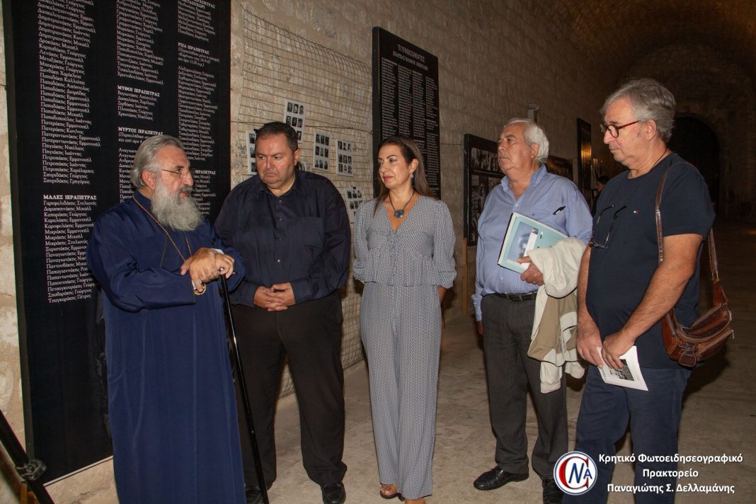 Θερμό μήνυμα ειρήνης και δικαιοσύνης του Αρχιεπισκόπου Κρήτης κατά την επίσκεψη του στην έκθεση «Οι θηριωδίες της ναζιστικής Γερμανίας στην Κρήτη»