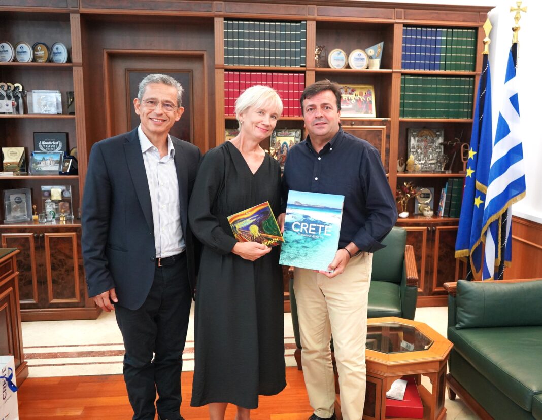 Επίσκεψη της Πρέσβεως της Νορβηγίας στον Αντιπεριφερειάρχη Ηρακλείου