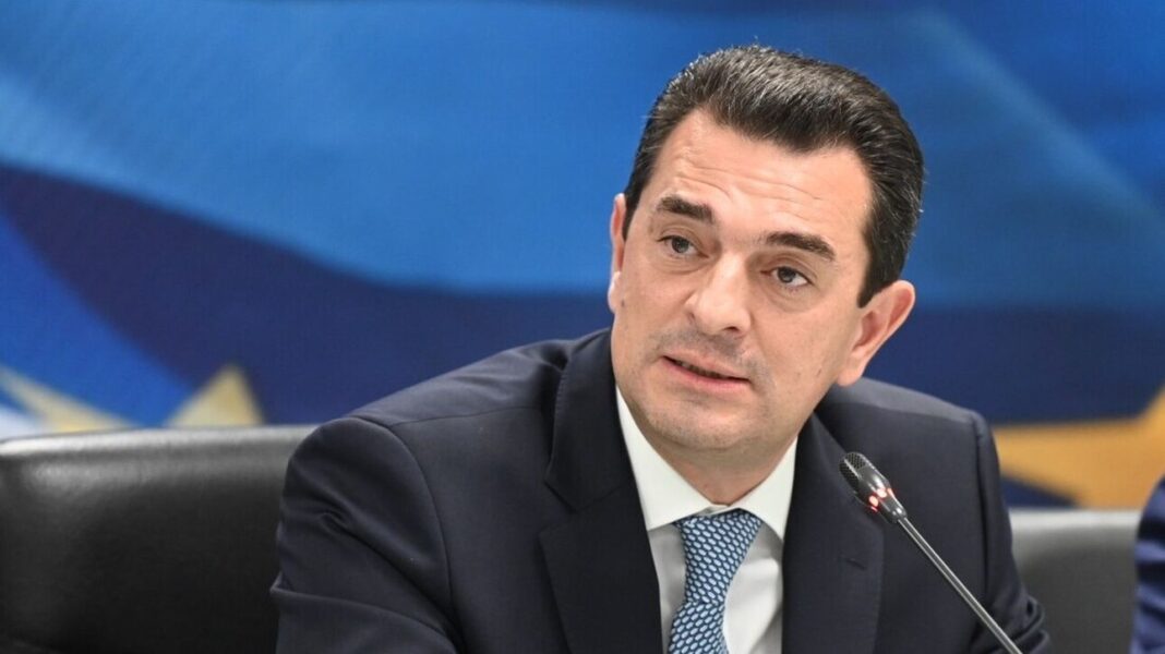 Σκρέκας: Έχουν μειωθεί οι τιμές σε 213 προϊόντα – «Η ελληνική αγορά δεν είναι μπάτε σκύλοι αλέστε»