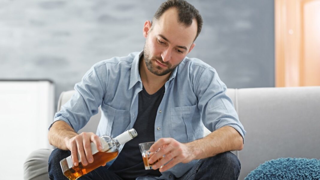 Ποια χώρα «πρωταγωνιστεί» στην κατάχρηση αλκοόλ στην Ευρώπη – Ποια είναι η θέση της Ελλάδας
