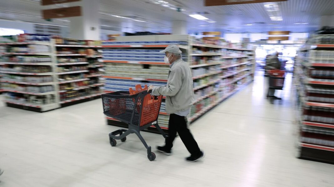 Σούπερ μάρκετ: «Μόνιμη μείωση τιμής» στα ράφια – Ποια τα οφέλη για τους καταναλωτές