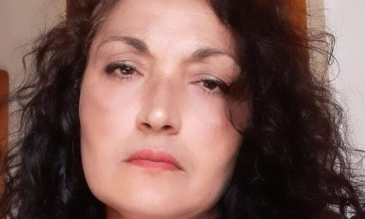 «Είναι ψέματα ότι πλήρωσαν την κηδεία» - Καταπέλτης η αδελφή της άτυχης 50χρονης που διαμελίστηκε από μηχανή κρέατος