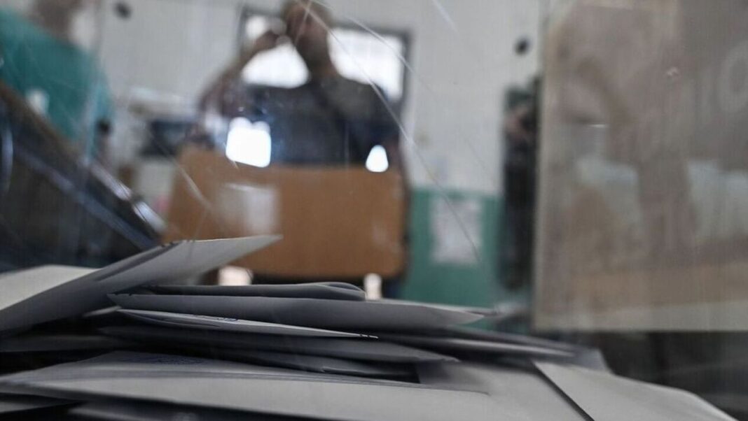 Tρεις συλλήψεις για δωροδοκία εκλογέα – Κατασχέθηκαν πάνω από 25.000 ευρώ
