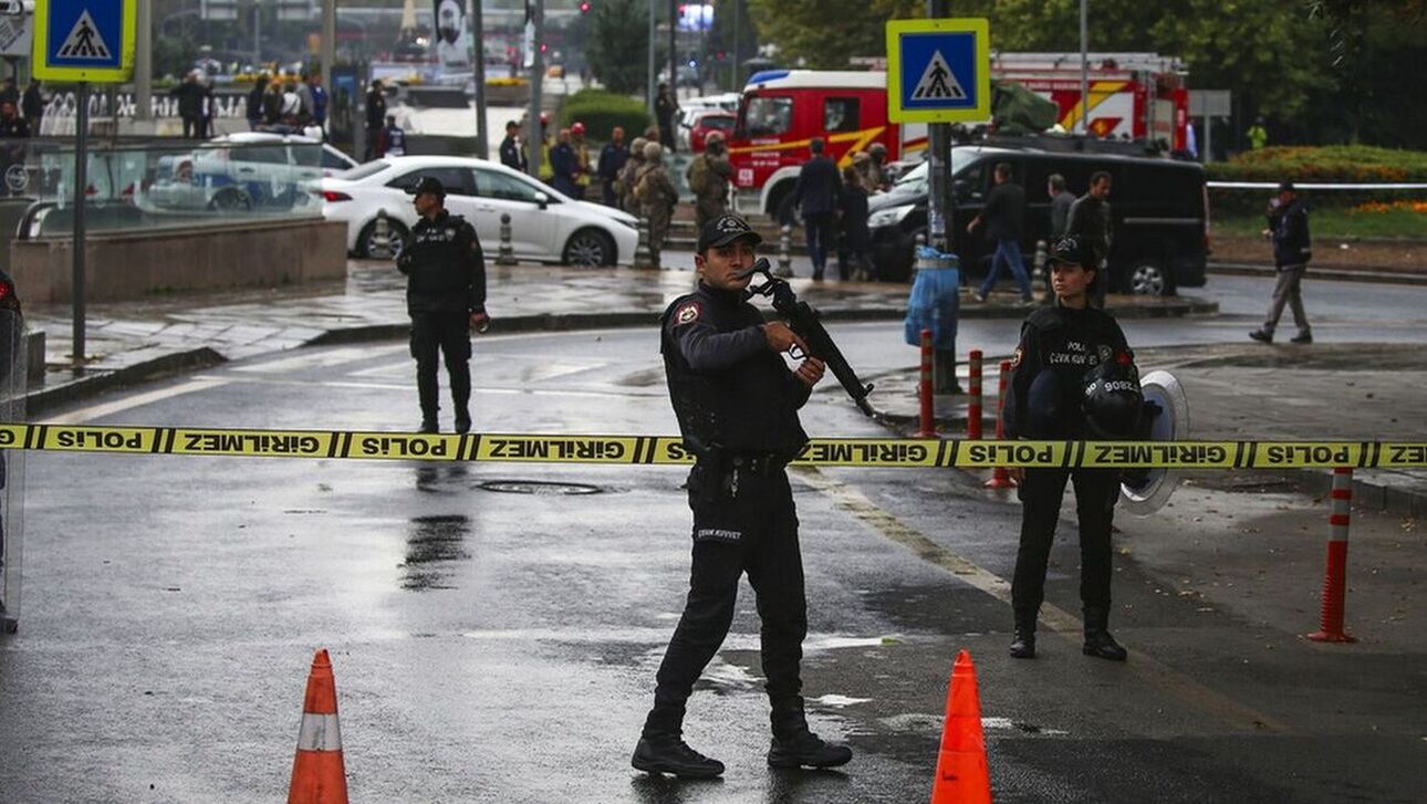 Βομβιστική επίθεση στην Τουρκία: «Οι δράστες εισήλθαν στη χώρα από τη Συρία»
