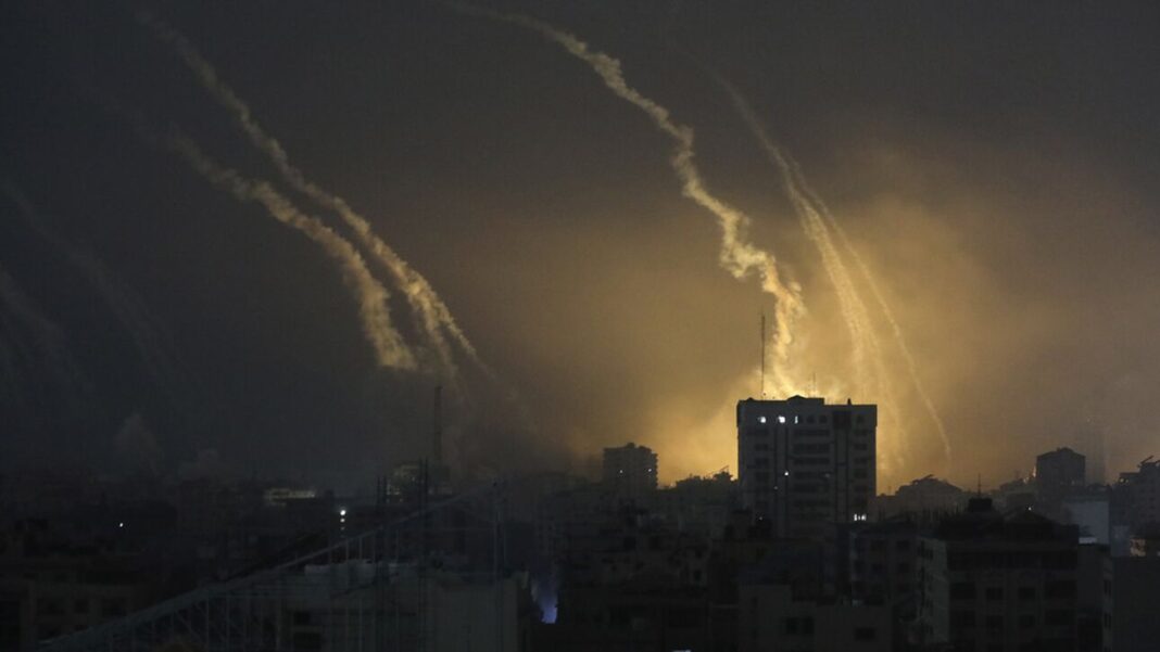 Γάζα: Το σφυροκόπημα από τον IDF συνεχίζεται - Ξεπερνούν τους 8.000 οι νεκροί