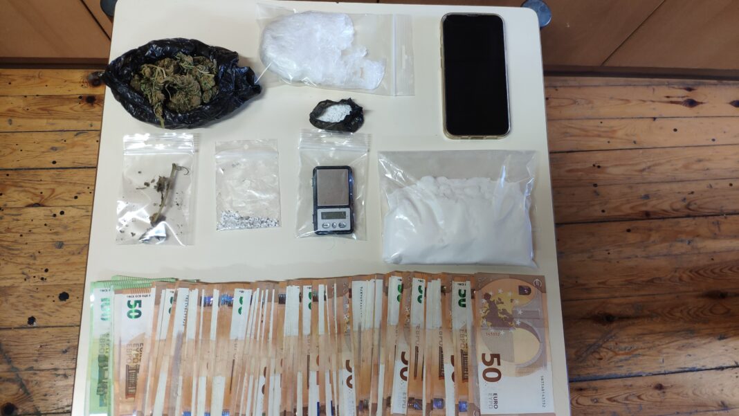 Κρήτη: Τρεις συλλήψεις για κατοχή ναρκωτικών