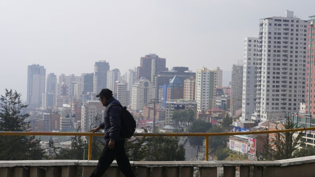 Βολιβία: Εκατοντάδες σχολεία κλειστά λόγω των μεγάλων δασικών πυρκαγιών