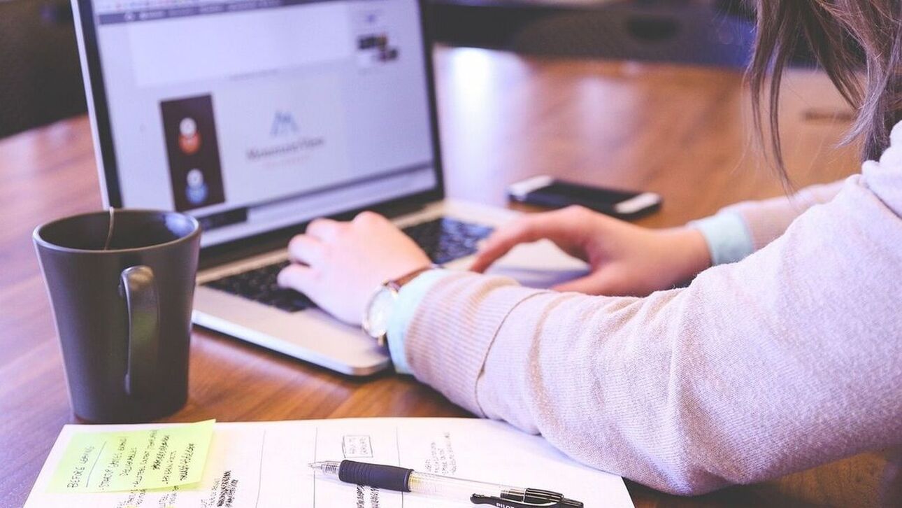 ΔΥΠΑ: Προθεσμία μέχρι 9/10 για τις αιτήσεις για το πρόγραμμα επαγγελματικής εμπειρίας νέων