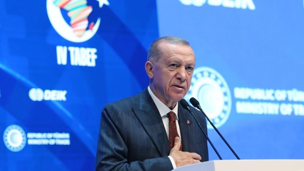 Ερντογάν: Κάλεσε στην Κωνσταντινούπολη τους ηγέτες 6 χωρών της Μέσης Ανατολής