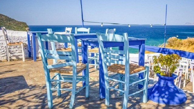Τουρισμός: Ανοίγει η πλατφόρμα υποβολής αιτήσεων για μετεκπαίδευση στους τουριστικούς κλάδους