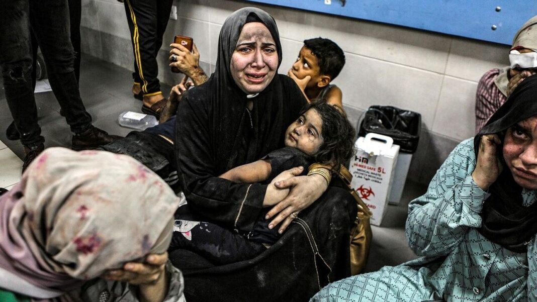 Η τραγωδία στη Γάζα τορπιλίζει τη διπλωματία – Αλληλοκατηγορίες Ισραήλ- Χαμάς για τον βομβαρδισμό