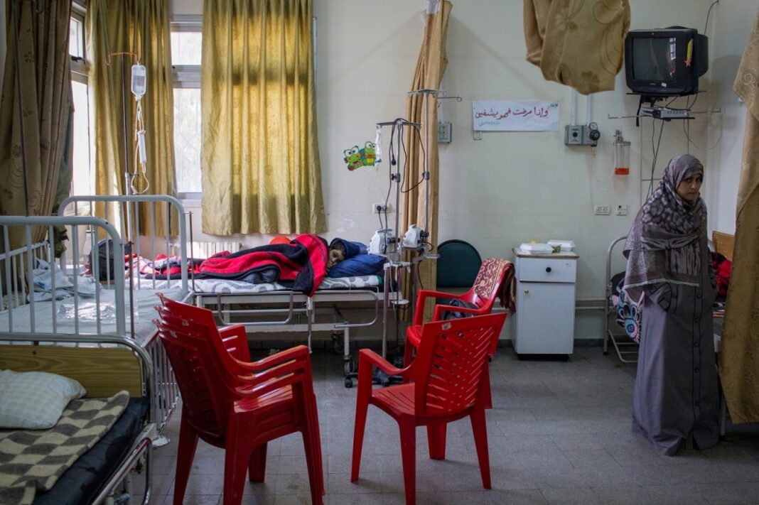 Το νοσοκομείο που στεγάζει την μοναδική ογκολογική μονάδα στη Γάζα κλείνει λόγω έλλειψης καυσίμων