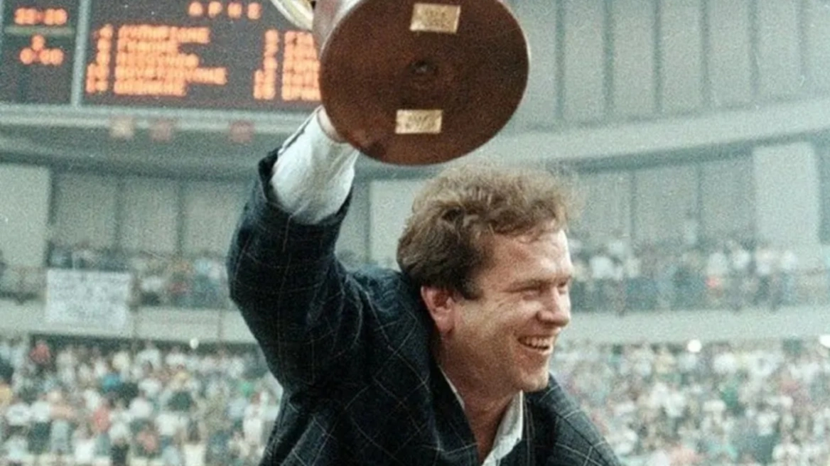 Σήμερα το τελευταίο «αντίο» στον Γιάννη Ιωαννίδη: Θα προηγηθεί λαϊκό προσκύνημα στο Αλεξάνδρειο