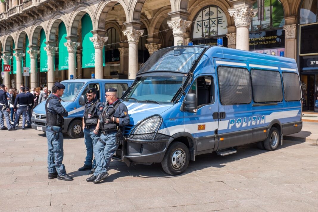 Ιταλία: Απειλές κατά της Μελόνι στους διαλόγους δύο συλληφθέντων για σχέσεις με το ISIS