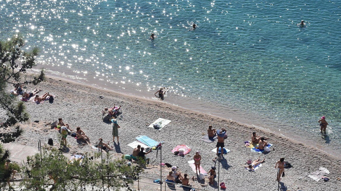 Καιρός - Meteo: Ο φετινός Οκτώβριος ήταν ο θερμότερος στη χώρα μας από το 2010