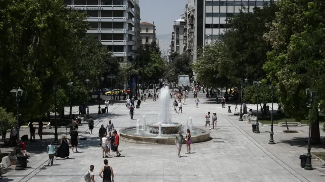 Καιρός – Θοδωρής Κολυδάς: Πόσο θα διαρκέσει το όψιμο καλοκαίρι στη χώρα – Πού θα έχουμε «μίνι» κακοκαιρία την Τετάρτη