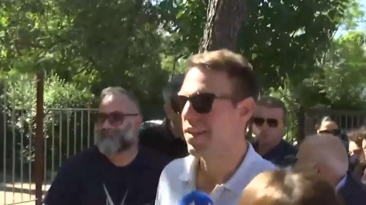 Αυτοδιοικητικές εκλογές 2023: Ψήφισε ο Στέφανος Κασσελάκης – «Η Ελλάδα δικαιούται καλύτερη μοίρα»