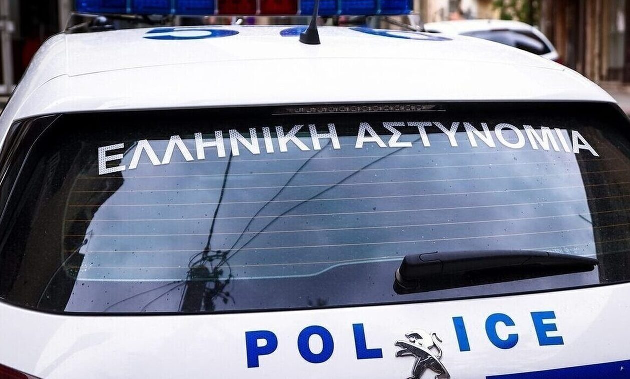 19χρονος αλληλομαχαιρώθηκε με τον πατριό του