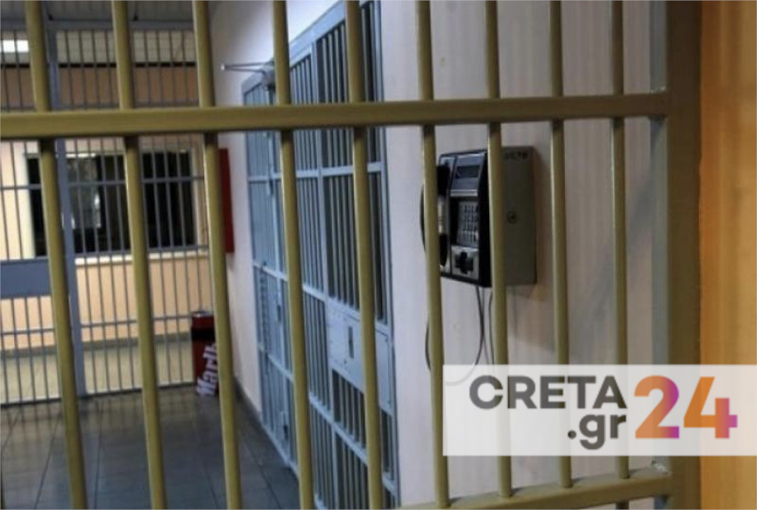 Κρήτη: Με κουβέρτα προσπάθησε να αυτοκτονήσει ο 41χρονος στα κρατητήρια