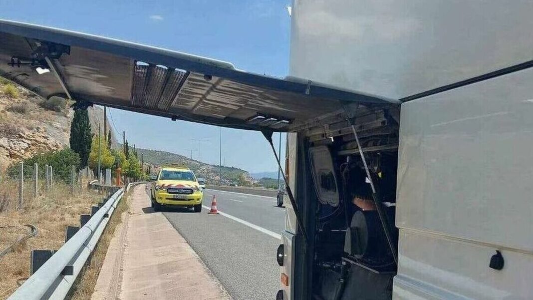 Eιδοποίηση για βόμβα σε λεωφορείο του ΚΤΕΛ