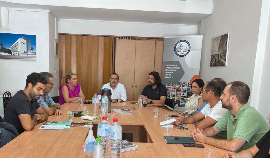 Με την Ένωση Φοροτεχνικών Ηρακλείου η Μαρία Καναβάκη