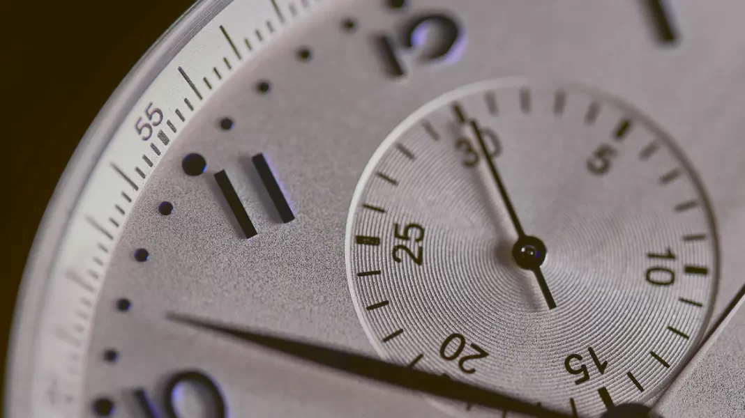 Αλλάζει η ώρα την Κυριακή – Τι θα δείξουν τα ρολόγια