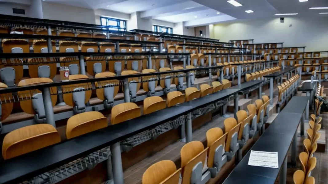 Ξεκινούν άμεσα οι αιτήσεις για μετεγγραφές φοιτητών – Χωρίς αντιστοιχία 93 τμήματα
