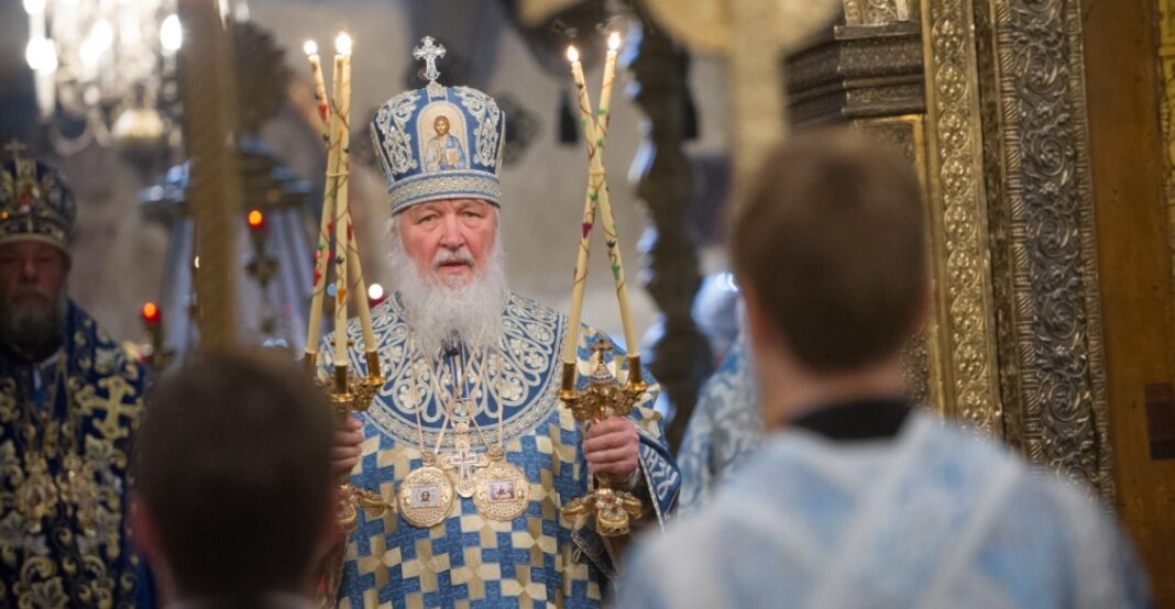 Η βουλή είπε «ναι» στην απαγόρευση της ορθόδοξης Εκκλησίας που εξαρτάται από το Πατριαρχείο της Μόσχας