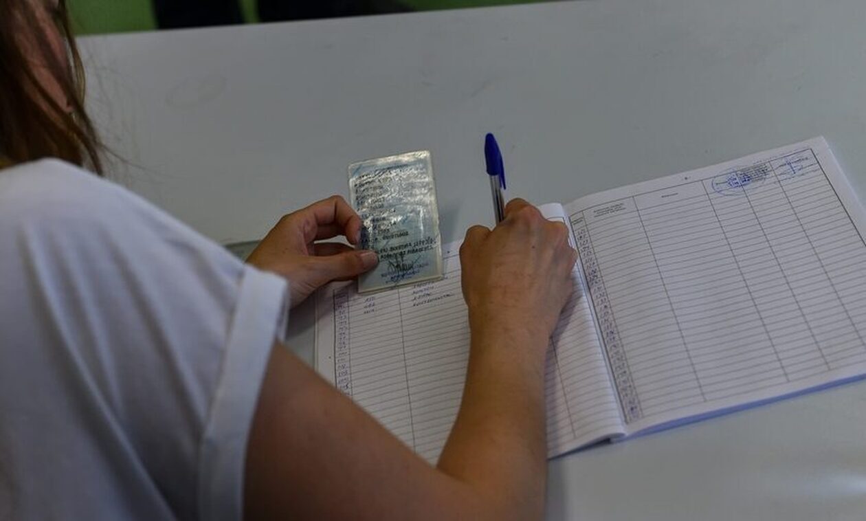 Αυτοδιοικητικές εκλογές 2023: Το ωράριο λειτουργίας των γραφείων Ταυτοτήτων και Διαβατηρίων