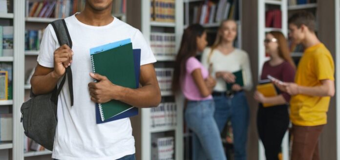 Στα 34,6 δις δολάρια η αξία του εκπαιδευτικού τουρισμού
